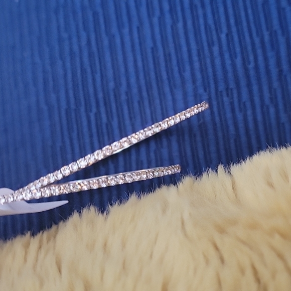 Stunning Statement Hoops XL - Picture 4 of 8